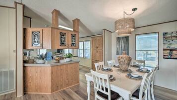 House (3 Bedrooms) | Bahagian dalam