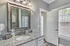 Cottage (2 Bedrooms) | Interior - On-site Beach Bar: Sunny Perdido Key Cottage! (Pensacola)