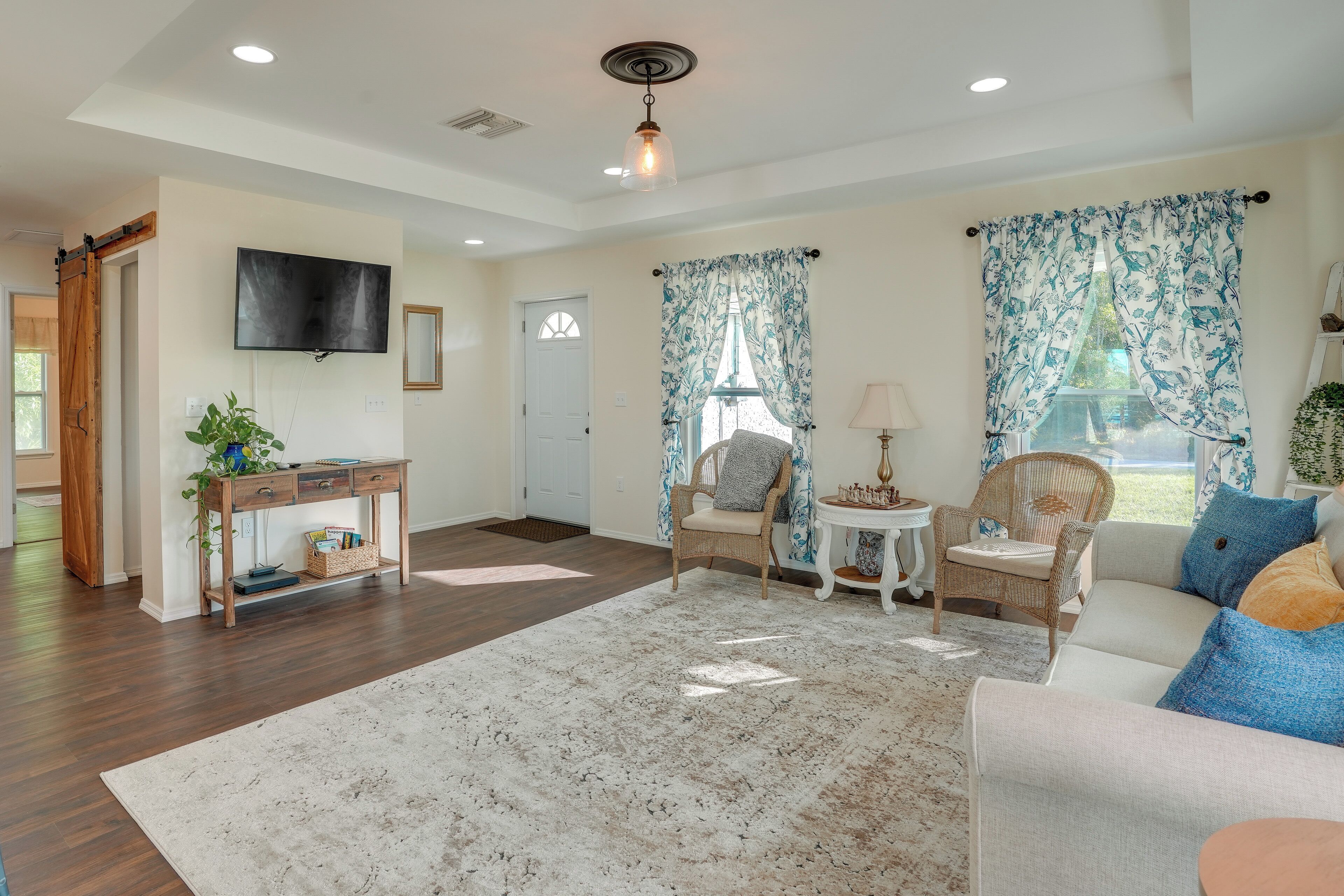 House (3 Bedrooms) | Front of property