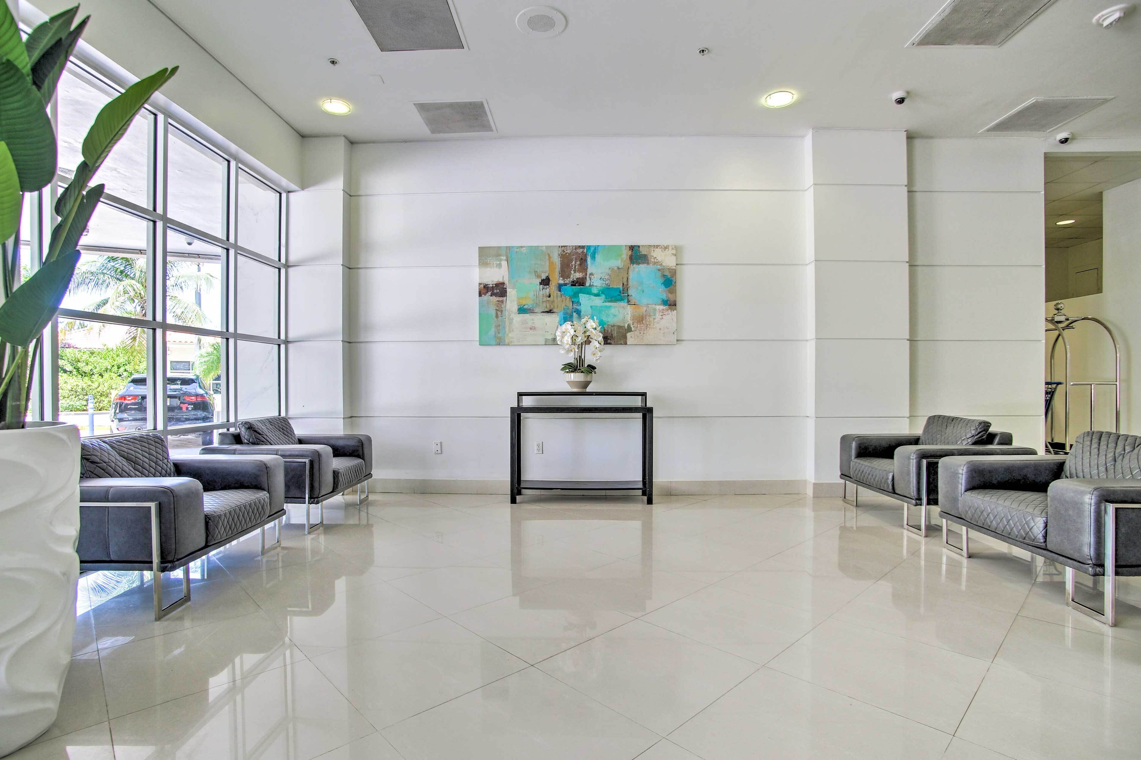 المنشأة من الداخل