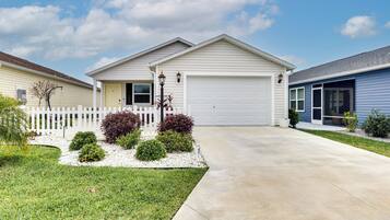 House (2 Bedrooms) | Front of property