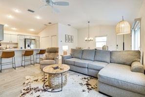 Casa (2 Bedrooms) | Interior