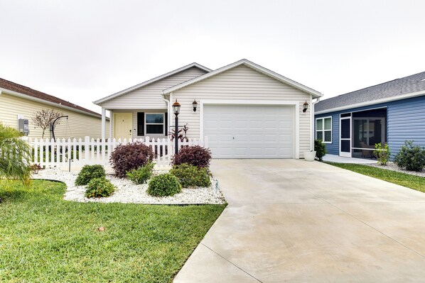 House (2 Bedrooms) | Front of property