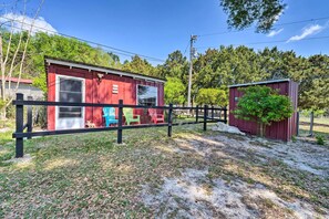 Interior - The Clubhouse - Lady Lake Farm Getaway! (Lady Lake)