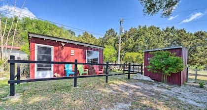 The Clubhouse - Lady Lake Farm Getaway!
