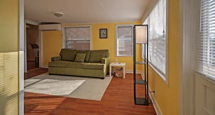 Treasure Island Cottage, Near Boardwalk & Beach!