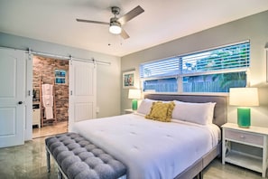 4 bedrooms, iron/ironing board, free cots/infant beds, bed sheets - Updated Largo Getaway w/ Private Pool & Lanai! (Largo)