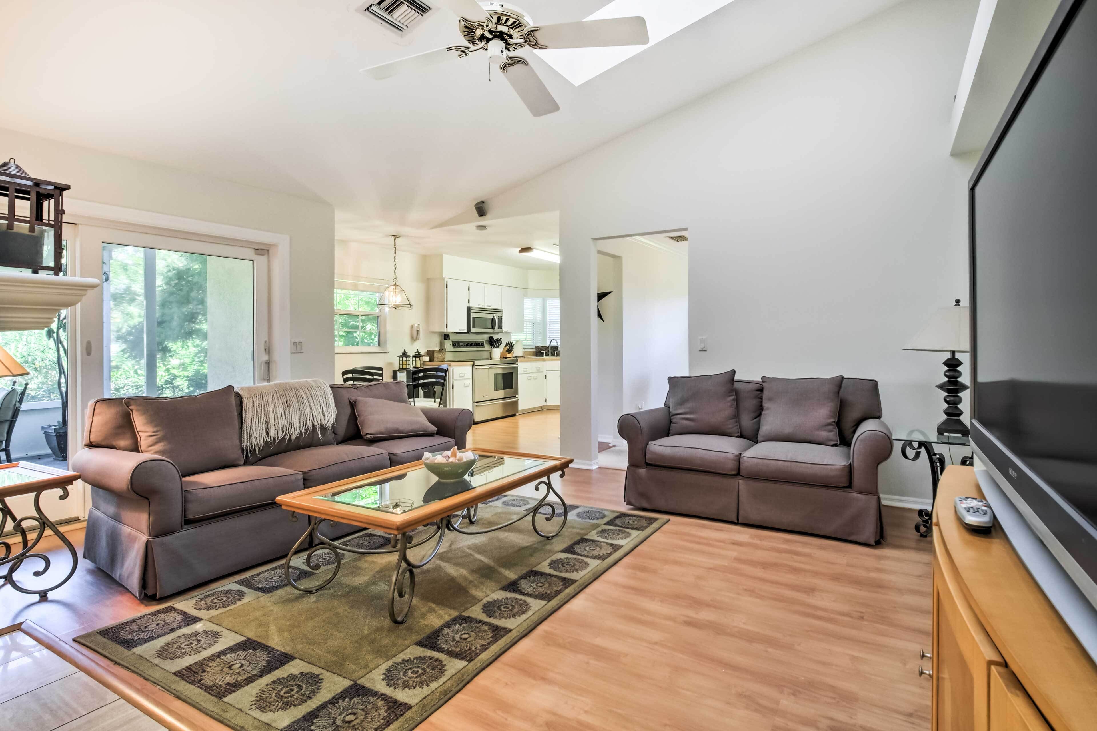 Pet-friendly Home in Vero Beach, 1 Mi to Beach!