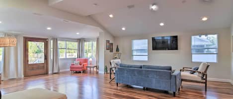 Casa (2 Bedrooms) | Interior