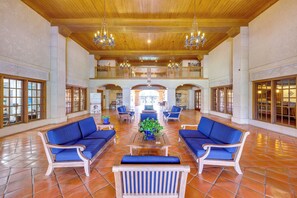 Apartment (0 Bedroom) | Interior