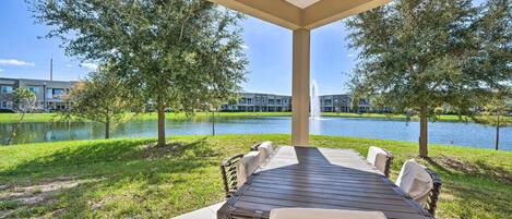 Apartment (4 Bedrooms) | Outdoor dining