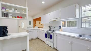 House (4 Bedrooms) | Bahagian dalam