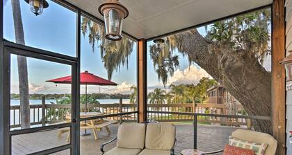 Lakefront Florida Retreat - Pool Table & Boat Dock