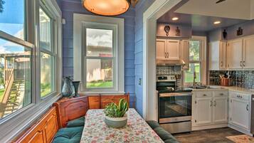 Cottage (4 Bedrooms) | Interior