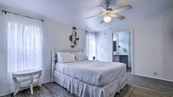 Casa (2 Bedrooms) | Interior