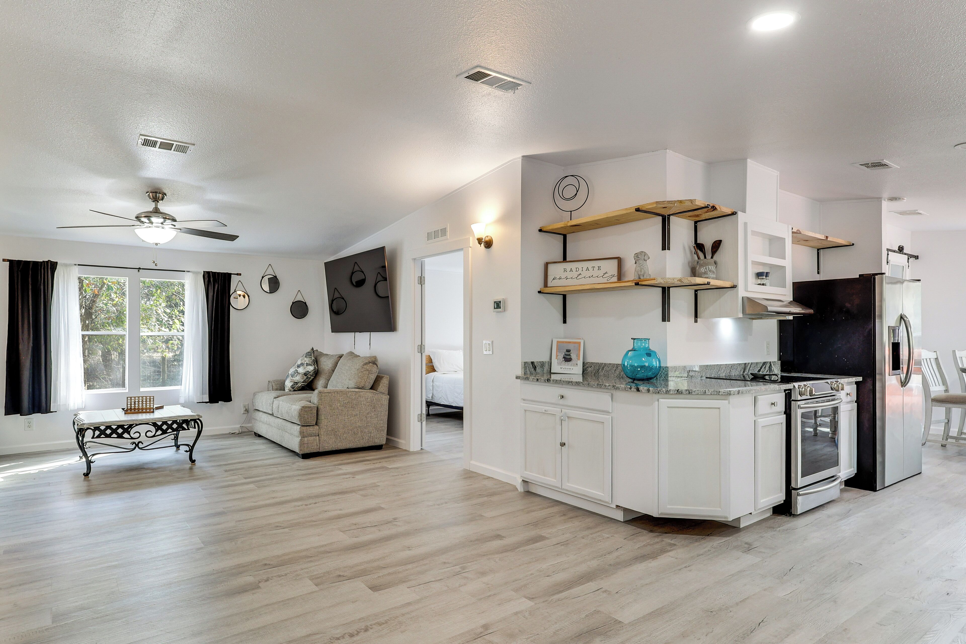 House (2 Bedrooms) | Interior