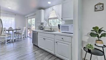 House (2 Bedrooms) | Front of property