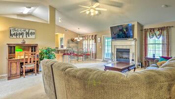 House (4 Bedrooms) | Interior