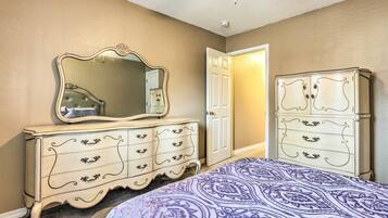 Rumah (4 Bedrooms) | Interior