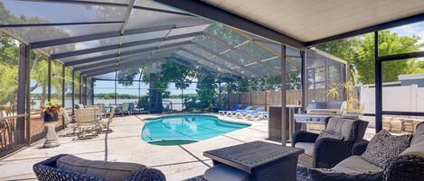 Rumah (4 Bedrooms) | Bagian depan properti