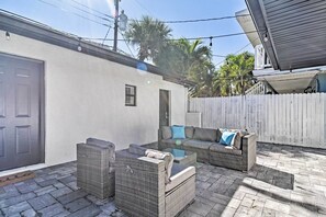 Apartment (1 Bedroom) | Interior - Well-appointed Madeira Beach Condo w/ Patio! (Madeira Beach)