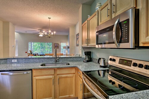 5 Mi to Disney: Emerald Island Resort Condo!