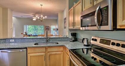 5 Mi to Disney: Emerald Island Resort Condo!