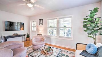 Cottage (2 Bedrooms) | Interior