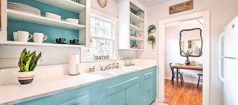 ~ 12 Mi to Disney: Downtown Winter Garden Cottage!