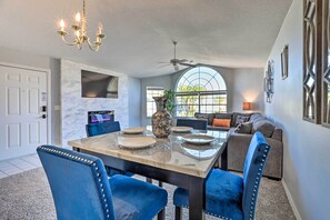 Vila (3 Bedrooms) | Parte interna