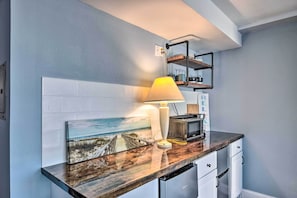 Apartment (0 Bedroom) | Interior