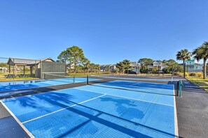 Interior - Beachfront Condo w/ 3 Pools on St Helena Island! (Harbor Island)