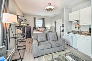 Apartment (0 Bedroom) | Interior