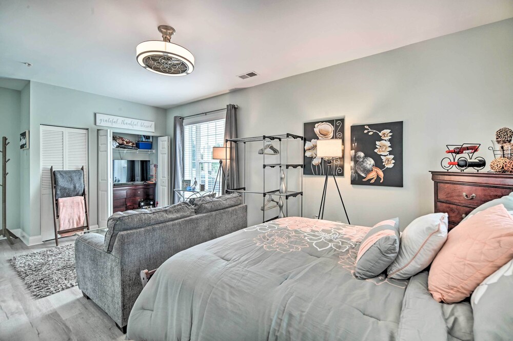 Beautiful Myrtle Beach Studio w/ Pool Access!