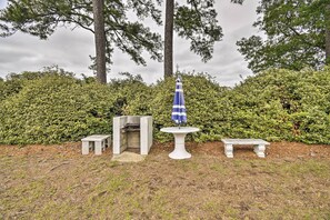 Apartment (0 Bedroom) | Interior - Baytree Golf Colony Studio ~ 5 Mi to Beach! (Little River)