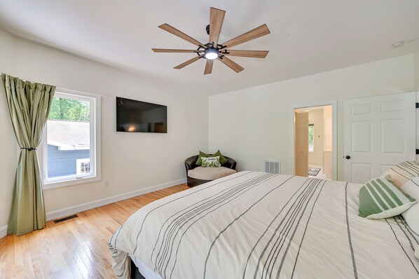 House (4 Bedrooms) | Interior