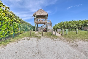 Interior - Boat Lovers Paradise: Walk to Private Beach! (Jensen Beach)