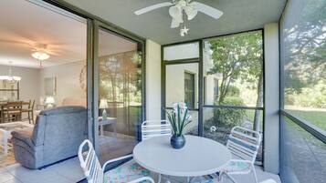 Apartment (1 Bedroom) | Interior