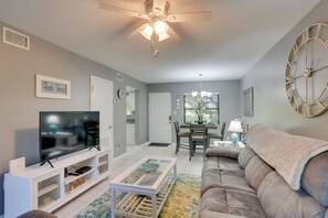 Apartment (1 Bedroom) | Interior - Bonita Springs Vacation Rental w/ Community Pool! (Bonita Springs)