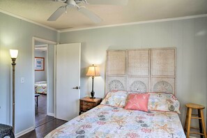 4 bedrooms, iron/ironing board - Canalfront Surfside Beach Home - Walk to Beach! (Surfside Beach)