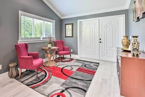 House (3 Bedrooms) | Interior - 3 Mi to Dtwn Bradenton: Home w/ Yard! (Bradenton)