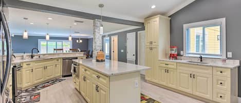 House (3 Bedrooms) | Interior