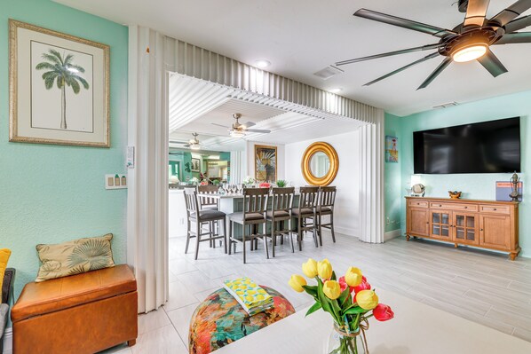 House (Multiple Bedrooms) | Interior - Breezy White Sands House Steps to Gulf Shore! (Clearwater Beach)