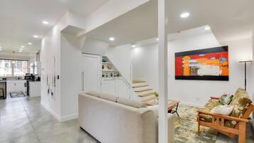 Casa (2 Bedrooms) | Interior