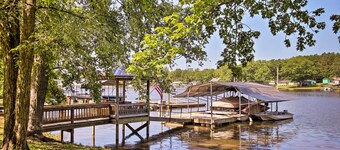 Camden Home on Lake Wateree w/ Boat Dock!