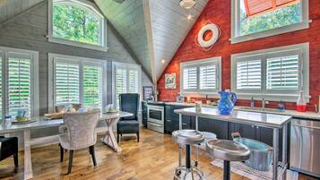 House (0 Bedroom) | Interior