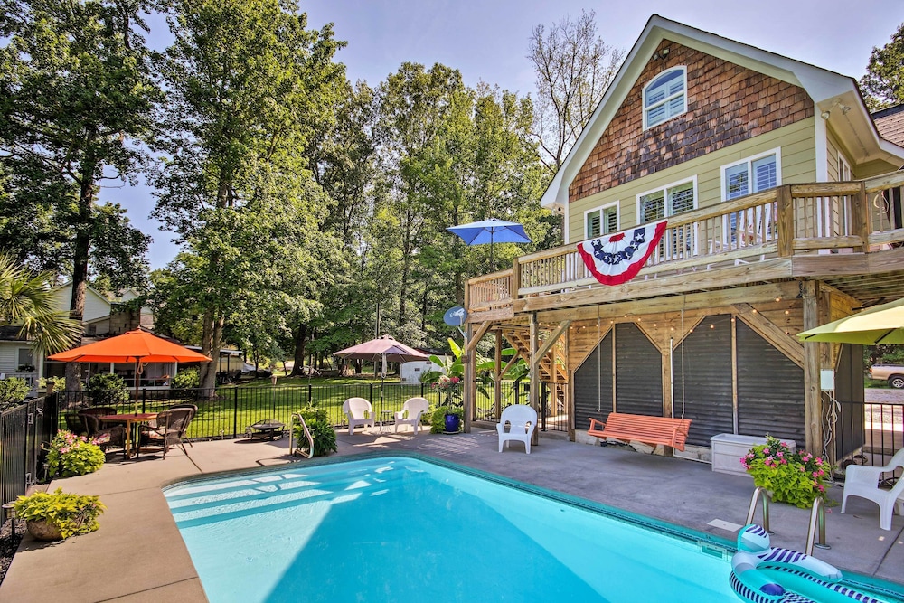 Pool, Camden Home on Lake Wateree w/ Boat Dock!