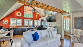 House (0 Bedroom) | Interior