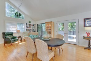 Cottage (2 Bedrooms) | Interior