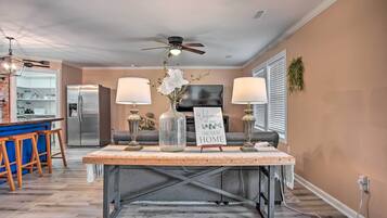 House (1 Bedroom) | Interior